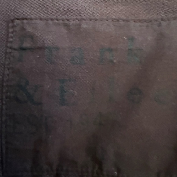 Like new Frank and Eileen-Eileen Denim Irish coffee button up top Large - Picture 5 of 8